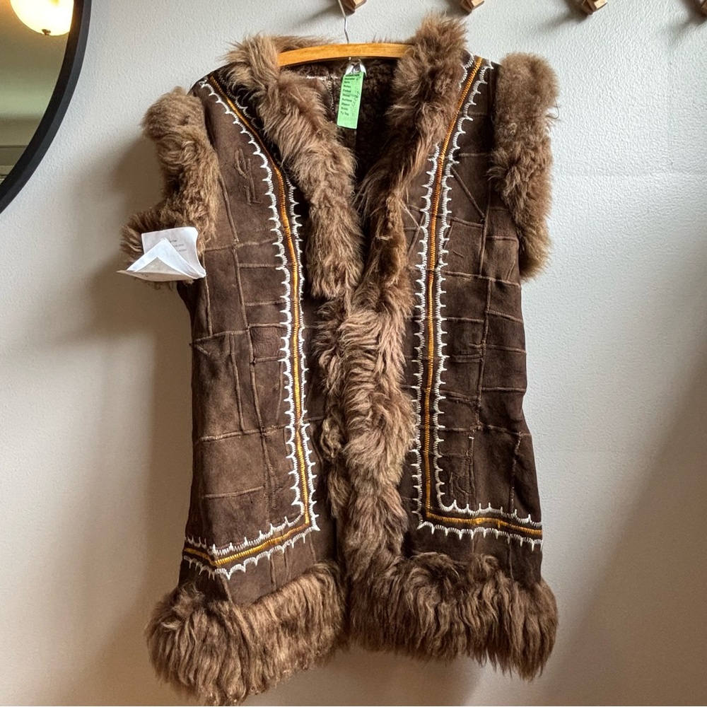 Vintage 70s genuine sheep skin fur vest